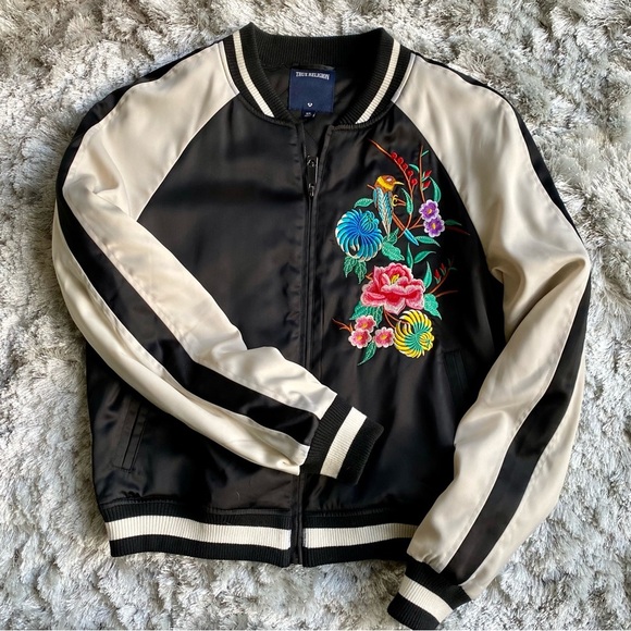 True Religion NWT Black Satin Embroidered Flower Bomber Jacket Size Small - Picture 6 of 9